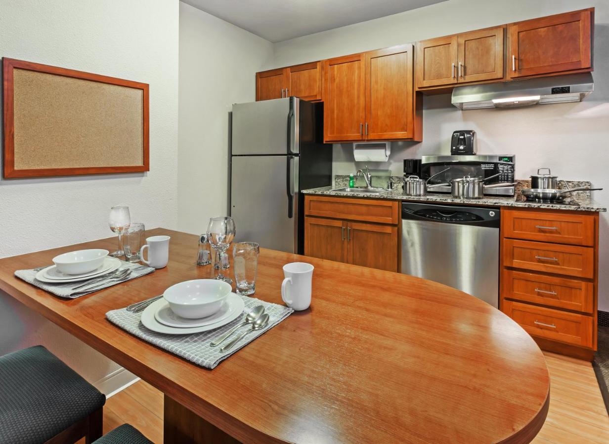 Candlewood Suites El Paso By Ihg Sunrise Acres Ngoại thất bức ảnh